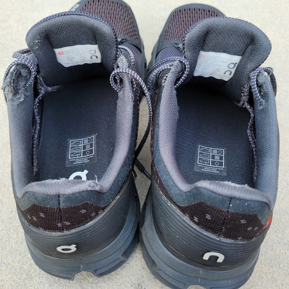 On Cloud Cloudstratus Running Shoe - Picture 13 of 16